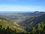Blick auf den Schwarzenberg und zum Breitenstein