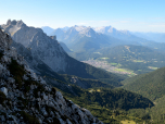Immer ein Blickfang: Mittenwald und das Wettersteingebirge 