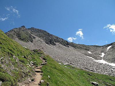 ...bis zum Gipfelaufbau