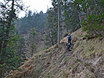 Bei Nässe ist der Weg unangenehm