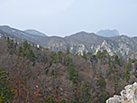 Hinten rechts spitzt der Schober hervor