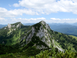 Blick zu Latschenkopf und den Achselköpfen
