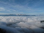Aussicht am Morgen von der Hütte zu den Tuxer Alpen