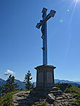 ...erreichen wir das große Gipfelkreuz der Bodenschneid