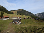 Der Ausblick auf die Brecherspitz und die Firstalmen
