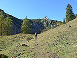 Wir wandern in östlicher Richtung in den Kessel hinein