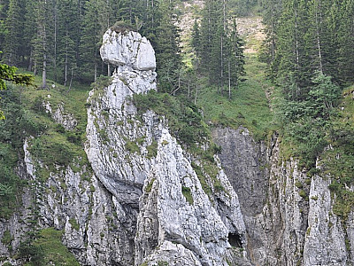 Ein Fels in Vogelgestalt