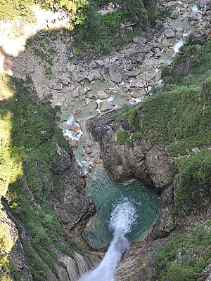 Blick von der Marienbrücke in die Tiefe
