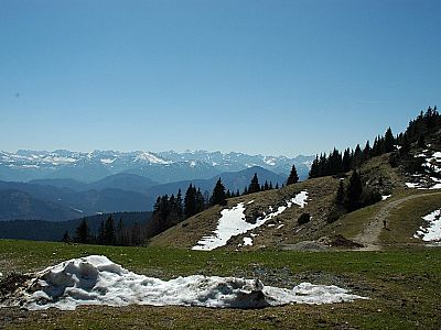 Nochmal genießen wir die weitreichende Aussicht