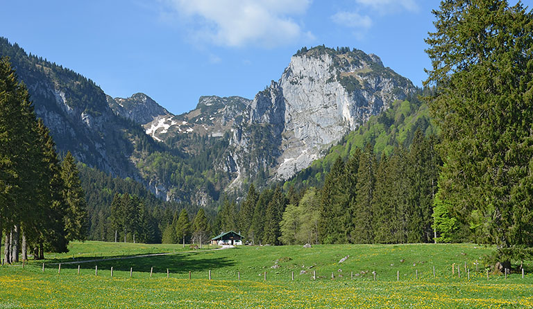 Brauneck (1555 m), Latschenkopf (1712 m) via Längental