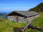 Die urigen Gebäude des Breiteggalm-Hochlegers