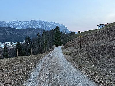 ...treffen wir bei Kitzbichl auf unseren Aufstiegsweg
