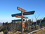 Auf der Nordwestseite der Brockenkuppe treffen wir auf den Gipfelrundweg