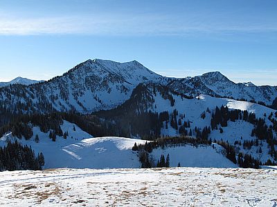 Blick vom Gipfel zum Traithen, ...