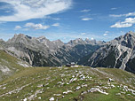 Blick über die Tiroler Hütte ins Karwendeltal