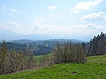 Die Lechtaler Alpen und die Tannheimer Berge verstecken sich im Dunst