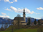 Blick zur Wallfahrtskirche Maria Attersee