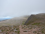 Am Sattel zwischen Coire an t-Sneachda und Cairn Lochan