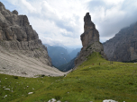 ... genießen den Ausblick auf das Wahrzeichen der Friauler Dolomiten