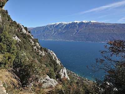 Auch von hier können wir den Blick auf den Monte Baldo genießen