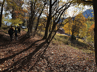 .. bis  die Hütte Alpini di Gargnano zum Vorschein kommt. 