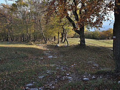 ... dann biegen wir links ab ...