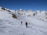 Im Nordwesten ist die Königsspitze (Gran Zebrù), der Monte Zebrù und der Ortler herrlich anzusehen