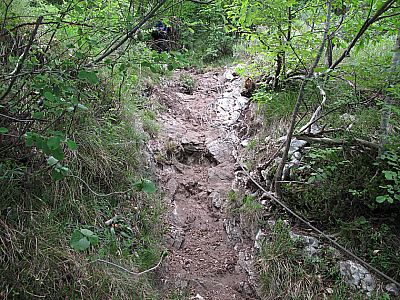 Die ungute erdige Passage nach der Leiter