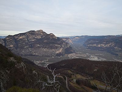 Der Ausblick nach Norden auf Mezzocorona