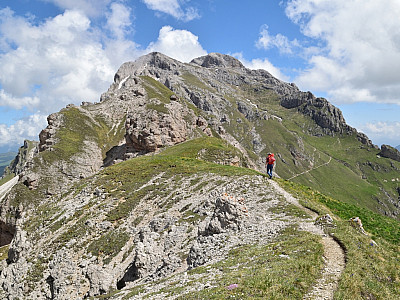 Vor uns der Kleine und Große Peitlerkofel