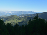 Der Ausblick nach Westen zu den Sarntaler Alpen