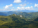 Über dem Großarltal zeigt sich die Höllwand