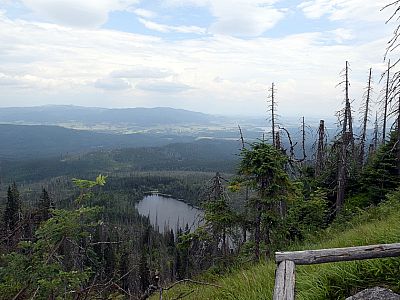 Etwas näher der kleine Plöckensteinsee (Plesne jezero)
