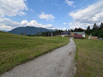 Die Seilbahn ist nicht weit entfernt