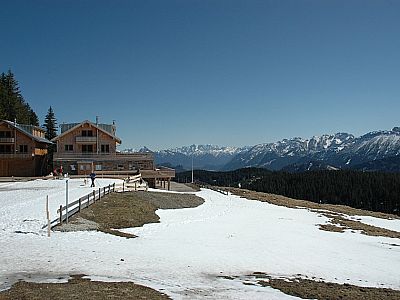 das Sportheim Böck mit tollem Panorama