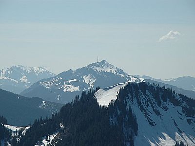 Reuterwanne 1542 m, dahinter der Grünten 1737 m