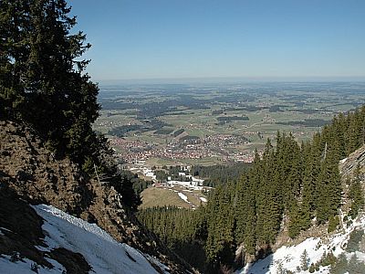 Blick über die Mittelstation nach Nesselwang
