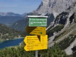 Wegweiser an der Coburger Hütte