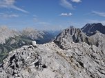 Rastplatz im Osten des Gipfel