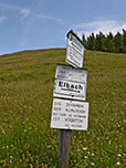 Wegweiser kurz vor der Steingrabner Alm