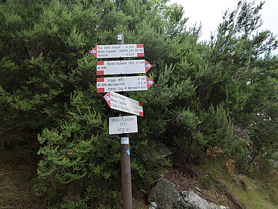 ... und wenige Meter tiefer nochmal links.