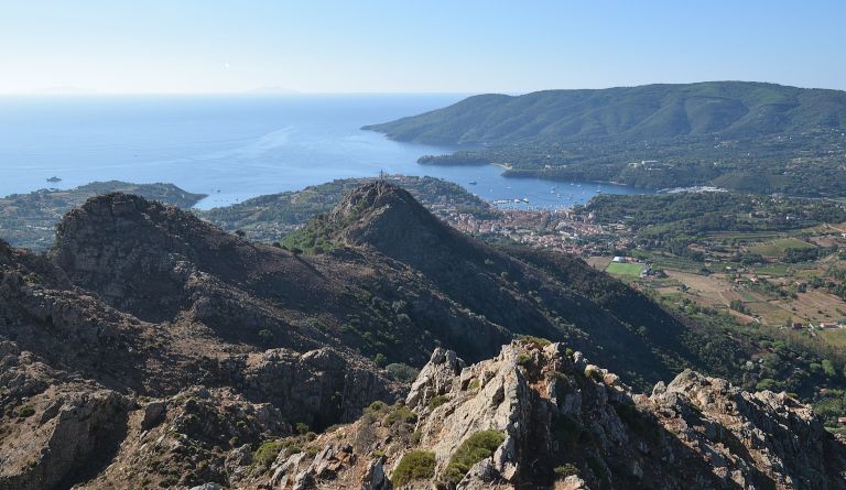 Cima del Monte (516 m), Monte Mar di Capanna (290 m) - die aussichtsreichsten Berge im Ostteil der Insel Elba