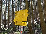...und wir treffen auf einen Querweg