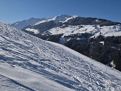 Der Blick nach Südwesten zum Großen und Kleinen Beil