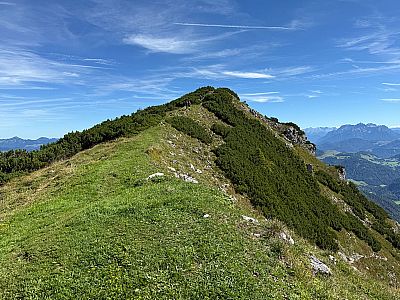 ...wenden uns nach rechts...