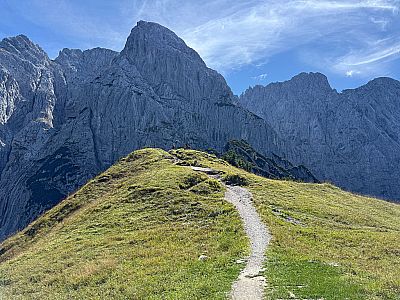 ...und wir nähern uns dem Tavonaro-Kreuz