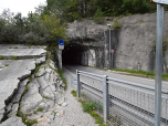 Durch den Tunnel geht es zurück zum Parkplatz