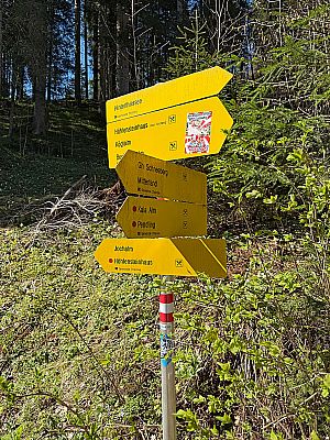 ...und biegen an der nächsten Verzweigung links ab