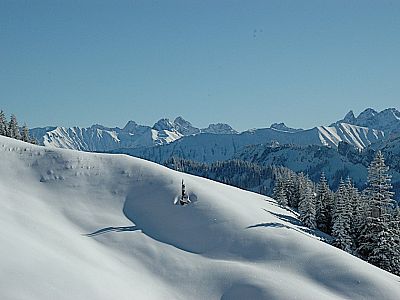 Rechts die Trettachspitze
