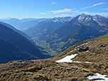Blick aufs Passeiertal, unten rechts die Flecknerhütte